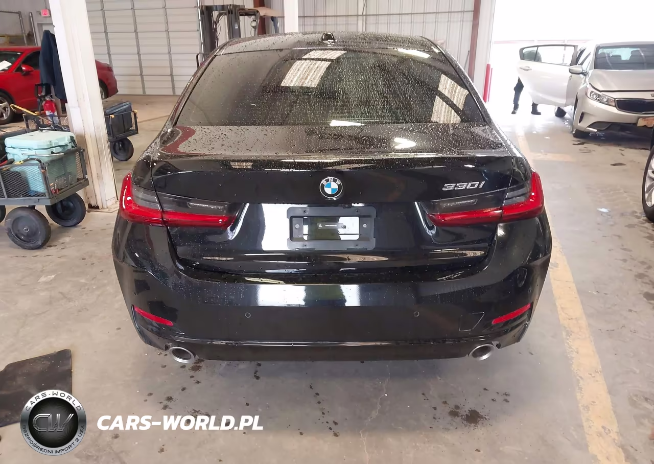 2025 BMW 330I xDrive VIN:3MW89CW09S8F07003 - 16