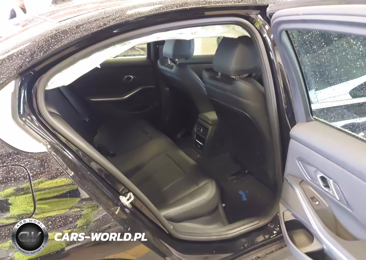 2025 BMW 330I xDrive VIN:3MW89CW09S8F07003 - 8