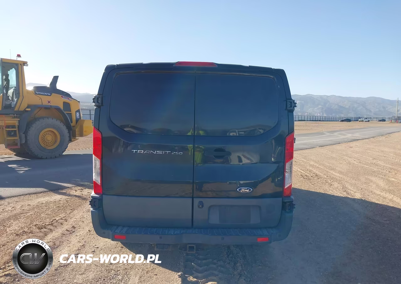 2015 Ford Transit-250 VIN:1FTYR1YM0FKA27914 - 16