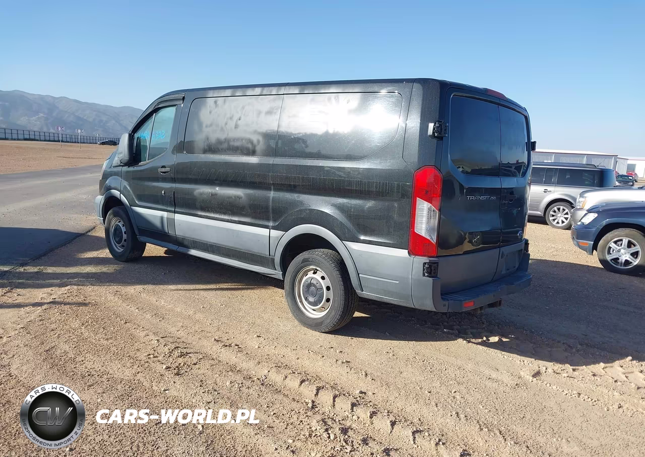 2015 Ford Transit-250 VIN:1FTYR1YM0FKA27914 - 3