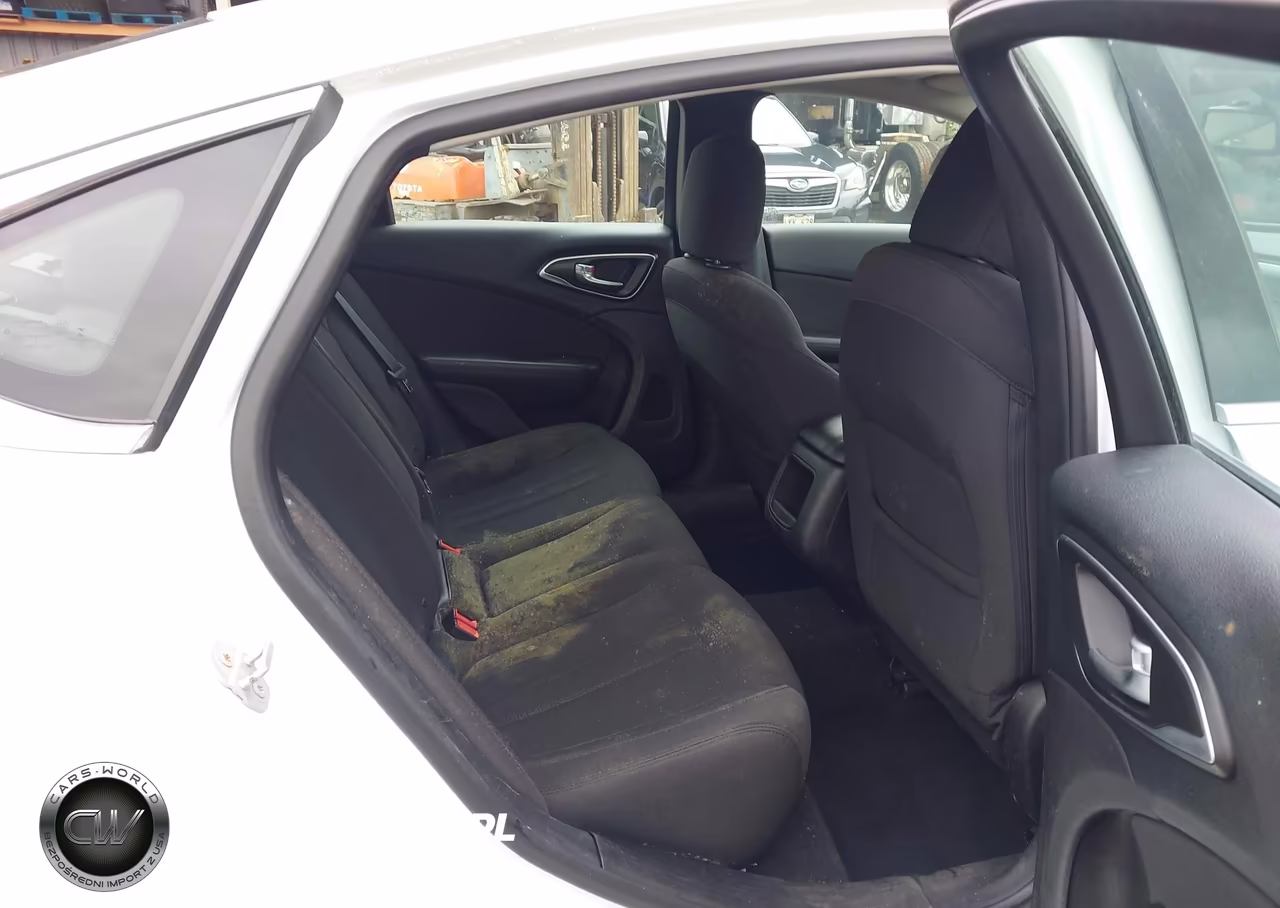 2015 Chrysler 200 Limited VIN:1C3CCCAB3FN742222 - 8