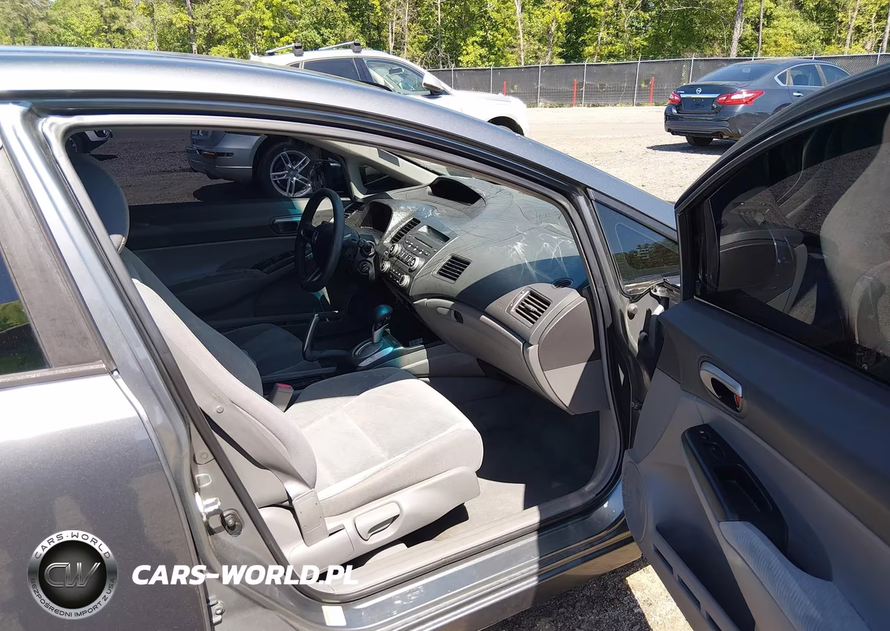 2009 Honda Civic Lx VIN:2HGFA16589H313520 - 5