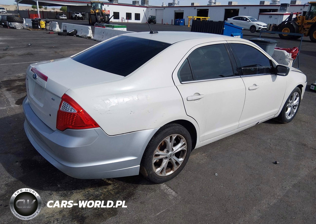 2012 Ford Fusion Se VIN:3FAHP0HA1CR188209 - 4