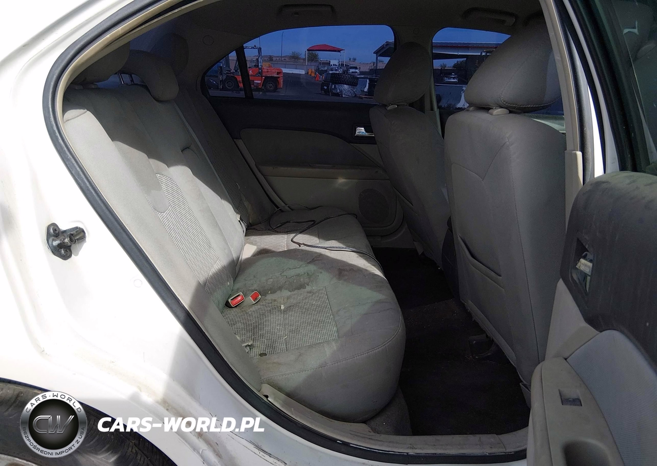 2012 Ford Fusion Se VIN:3FAHP0HA1CR188209 - 8