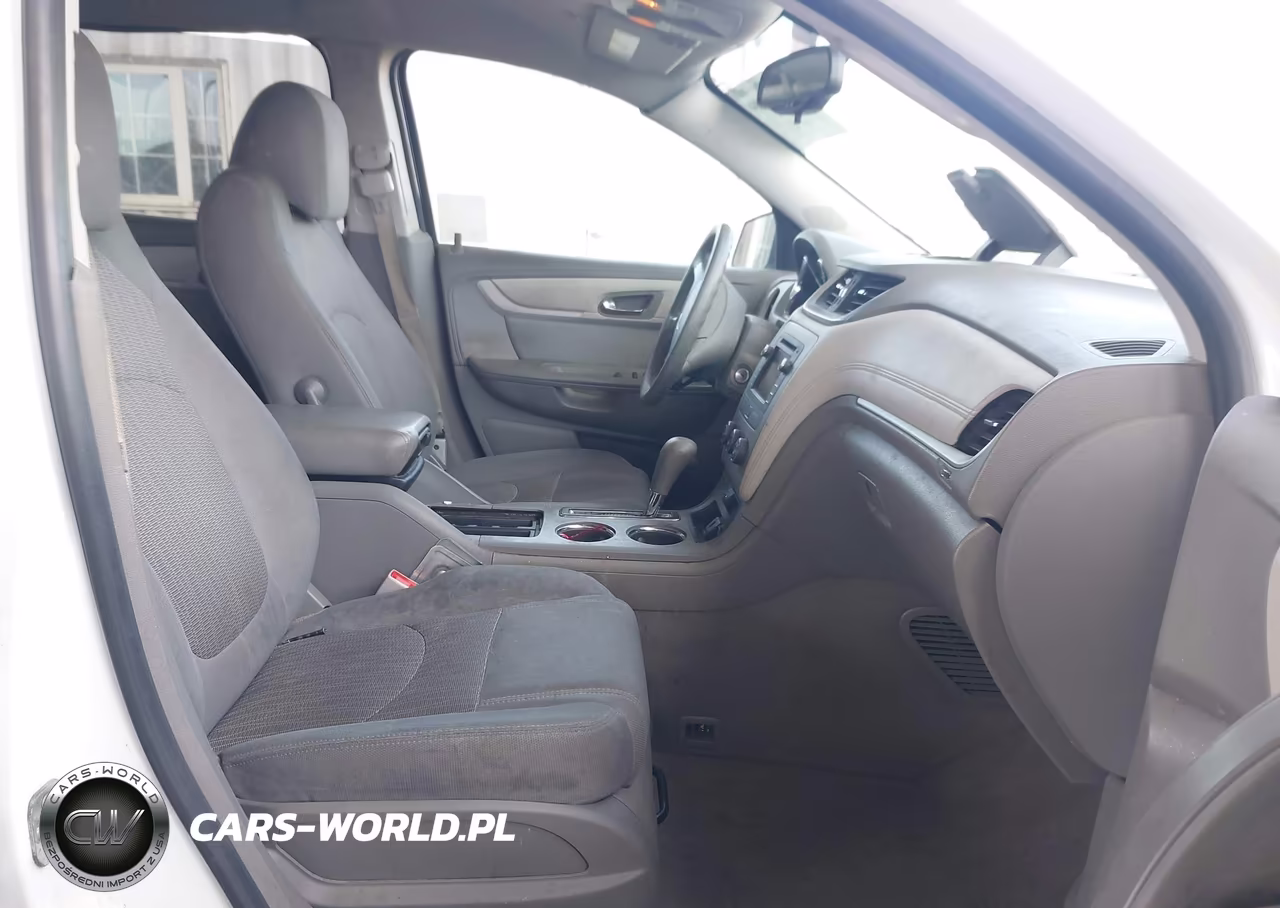 2017 Chevrolet Traverse Ls VIN:1GNKRFED0HJ164259 - 5