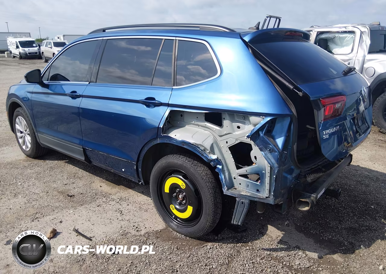 2019 Volkswagen Tiguan 2.0T Se-2.0T Sel-2.0T Sel R-Line-2.0T Sel R-Line Black VIN:3VV2B7AX2KM047541 - 3