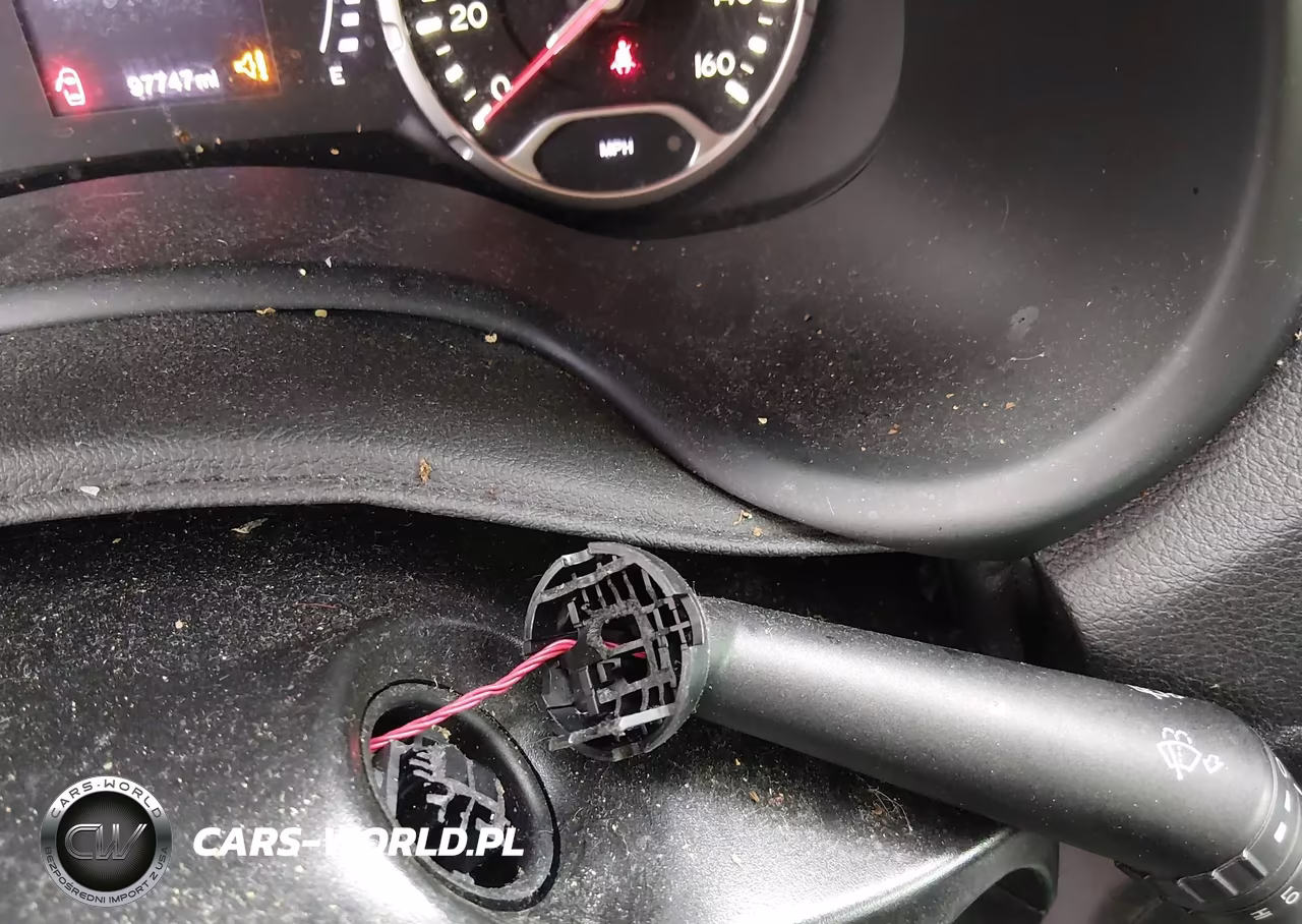 2018 Jeep Renegade Sport 4X4 VIN:ZACCJBAB2JPJ05895 - 19