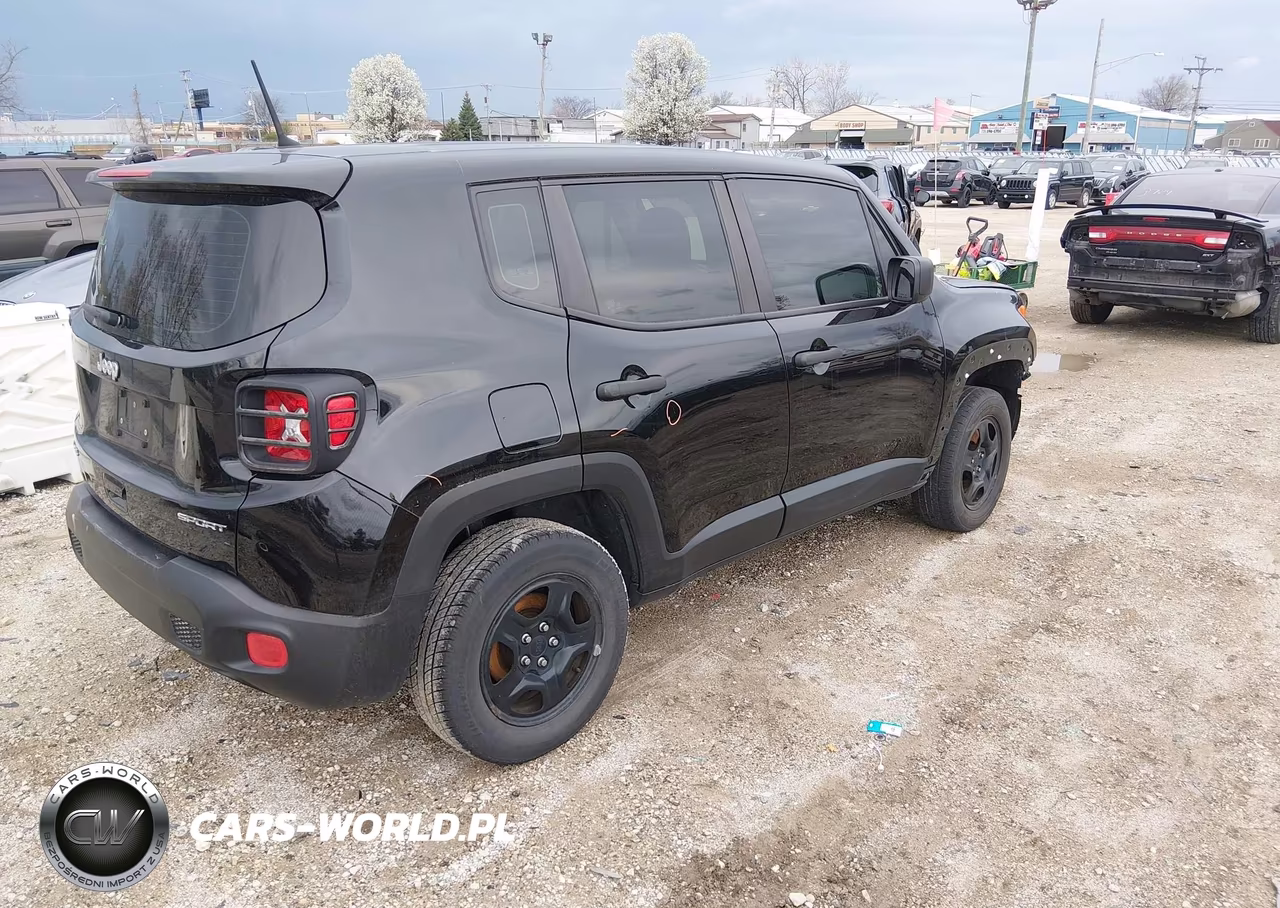 2018 Jeep Renegade Sport 4X4 VIN:ZACCJBAB2JPJ05895 - 4