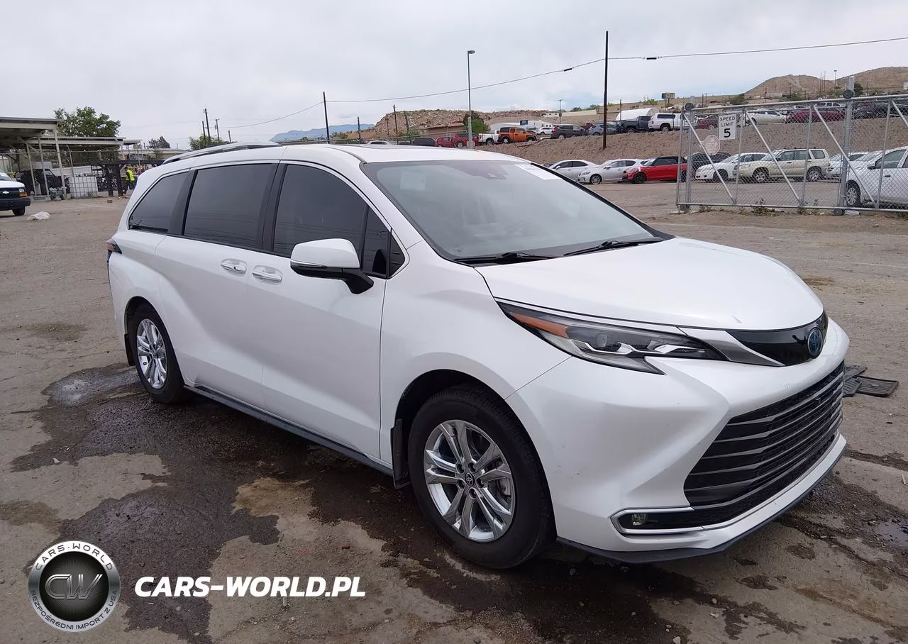 2023 Toyota Sienna Platinum – zdjęcie 1 z 16