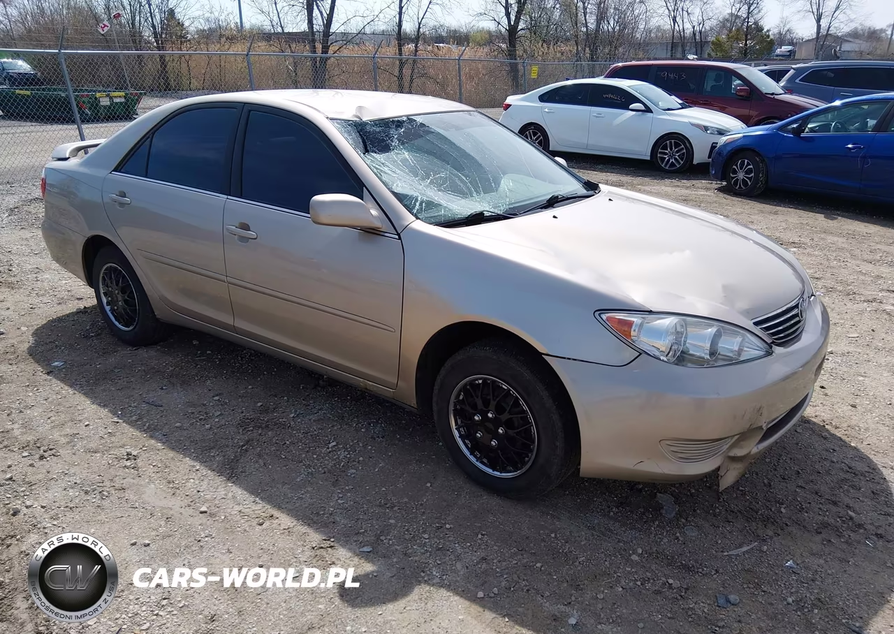 2005 Toyota Camry Le