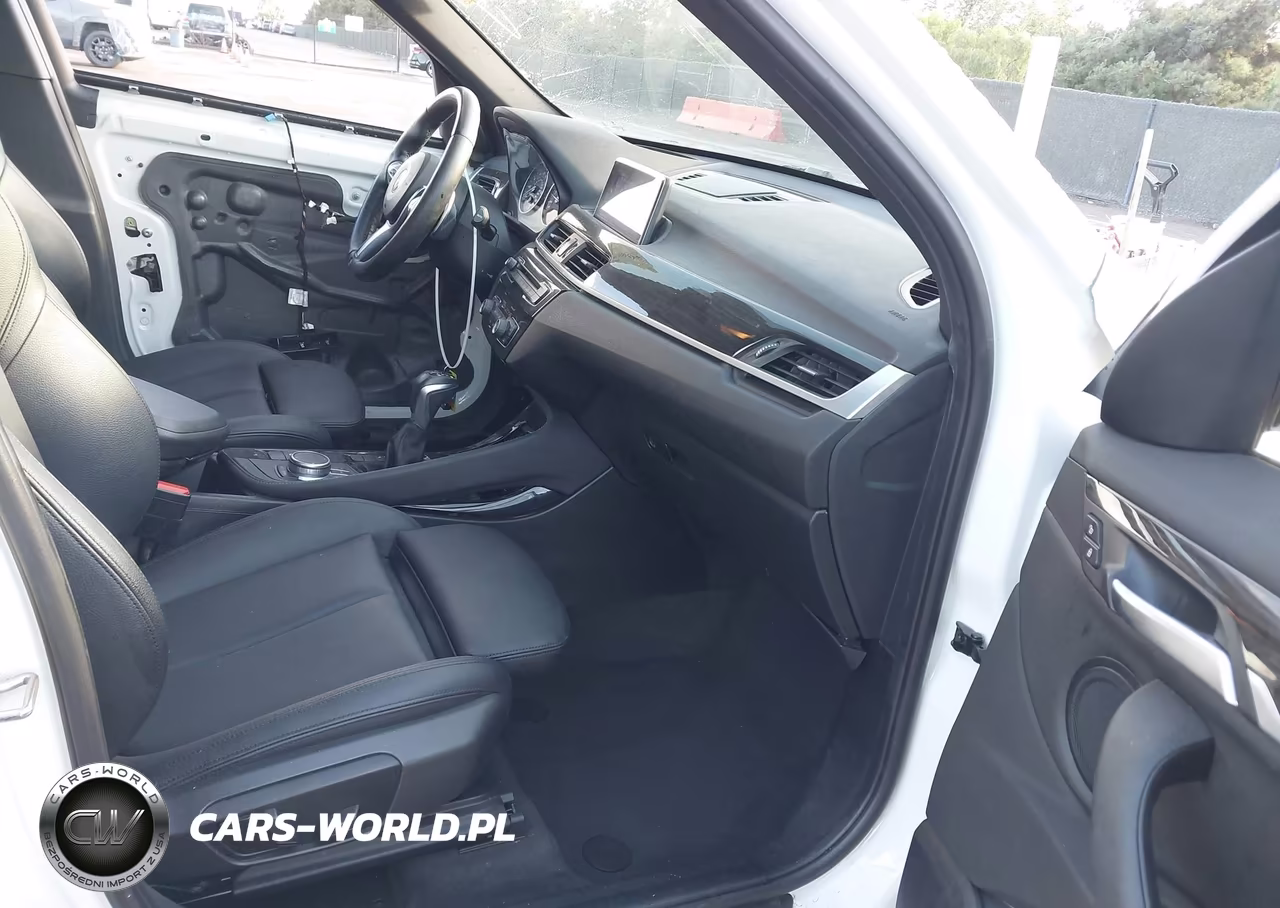 2017 BMW X1 Sdrive28I VIN:WBXHU7C31H5H34902 - 5