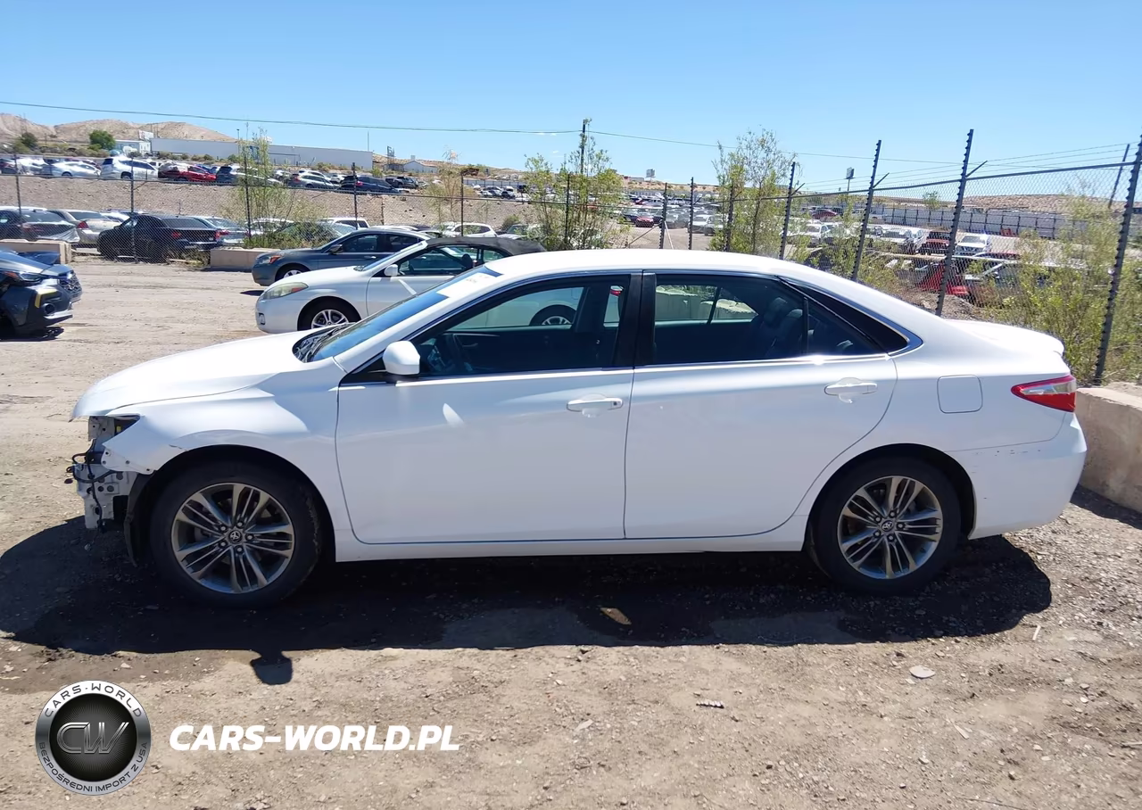 2016 Toyota Camry Se VIN:4T1BF1FK3GU236940 - 14
