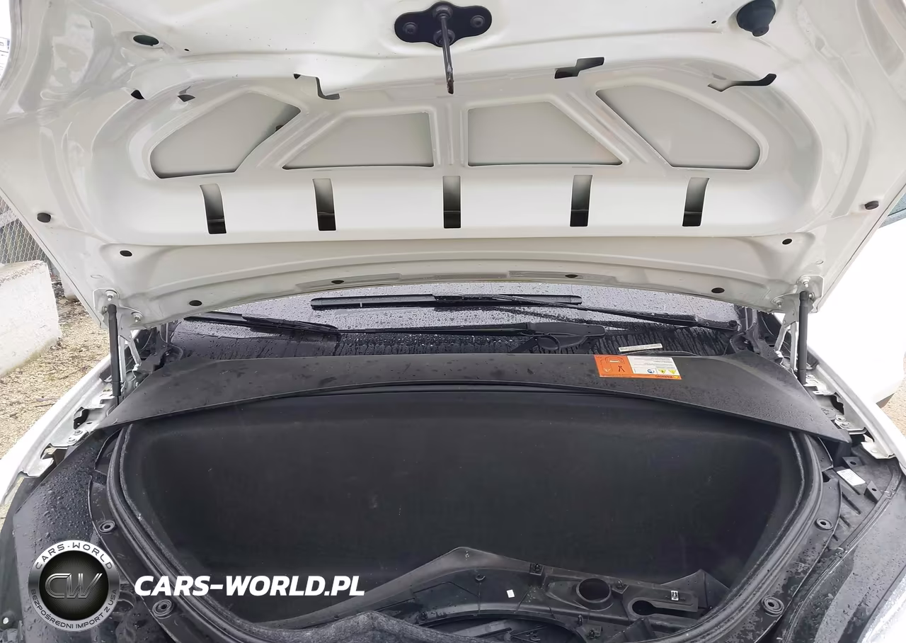 2018 Tesla Model X VIN:5YJXCBE40JF093005 - 10