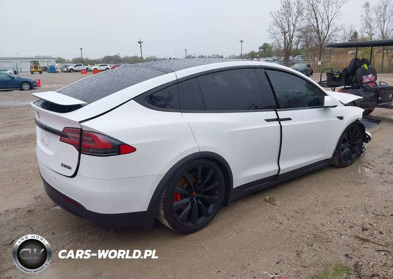 2018 Tesla Model X VIN:5YJXCBE40JF093005 - 4