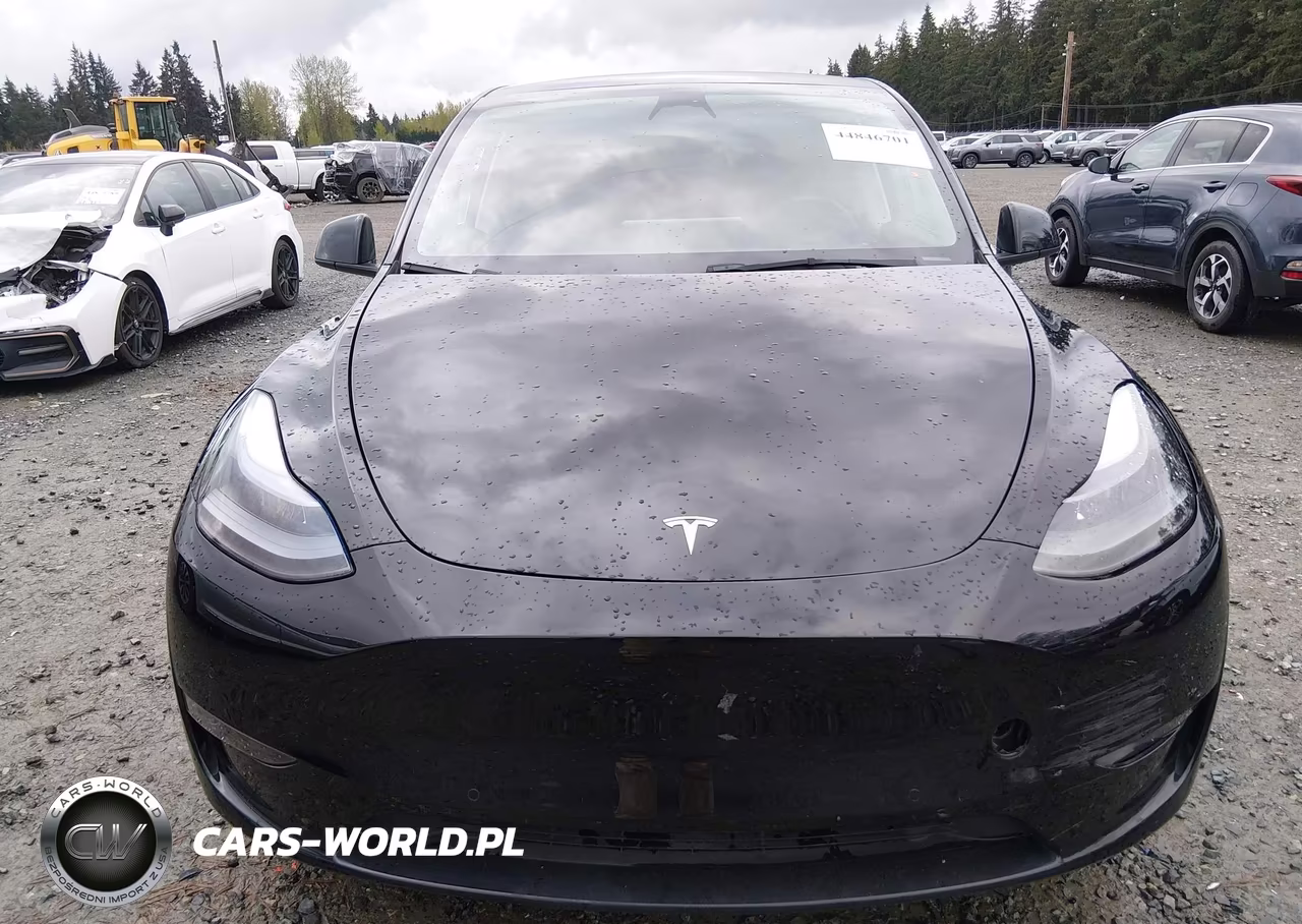 2022 Tesla Model Y Long Range Dual Motor All-Wheel Drive VIN:7SAYGAEE1NF535083 - 13