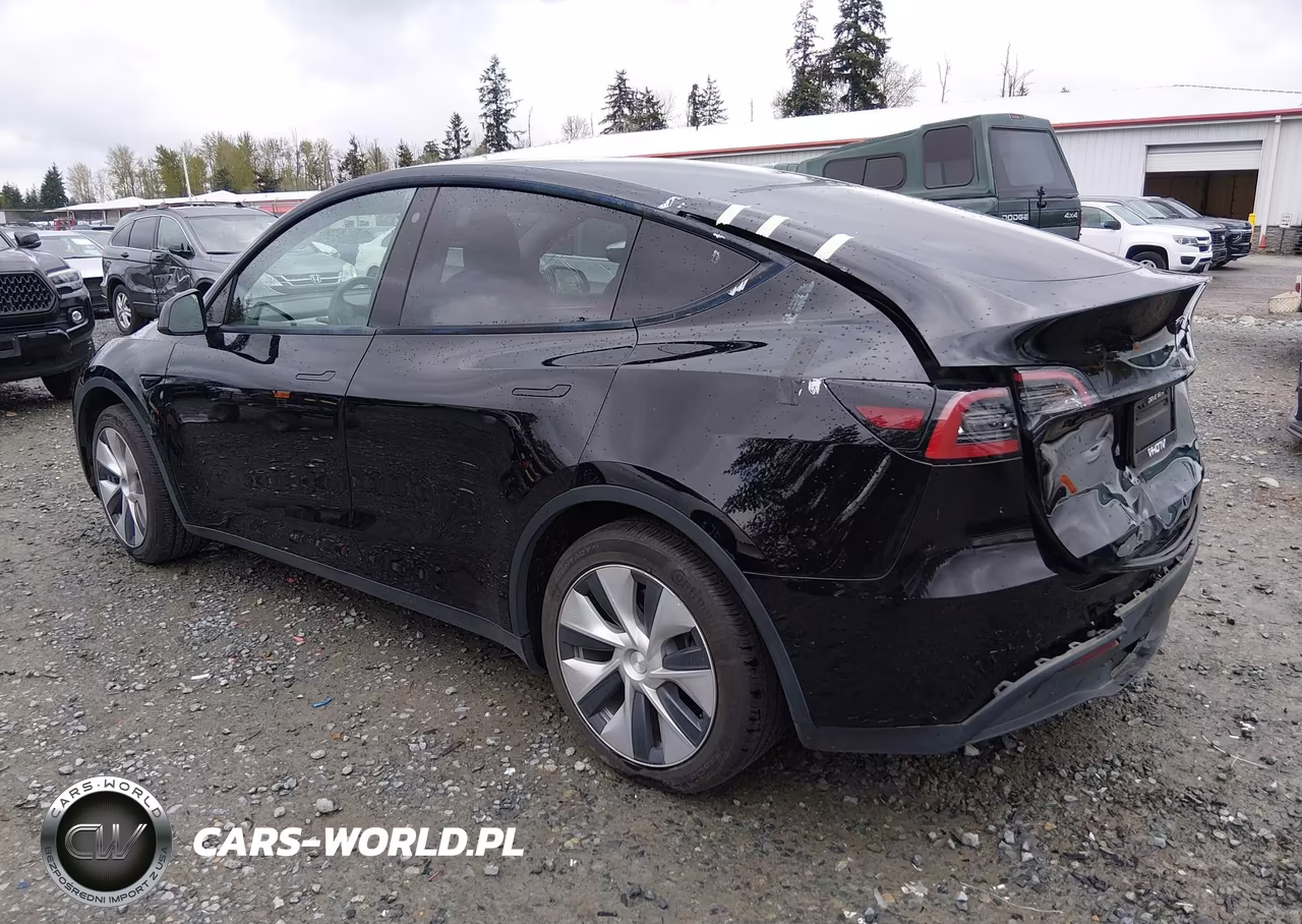 2022 Tesla Model Y Long Range Dual Motor All-Wheel Drive VIN:7SAYGAEE1NF535083 - 3