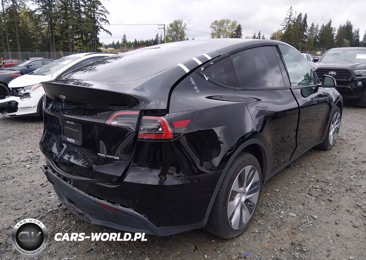 2022 Tesla Model Y Long Range Dual Motor All-Wheel Drive VIN:7SAYGAEE1NF535083 - 4