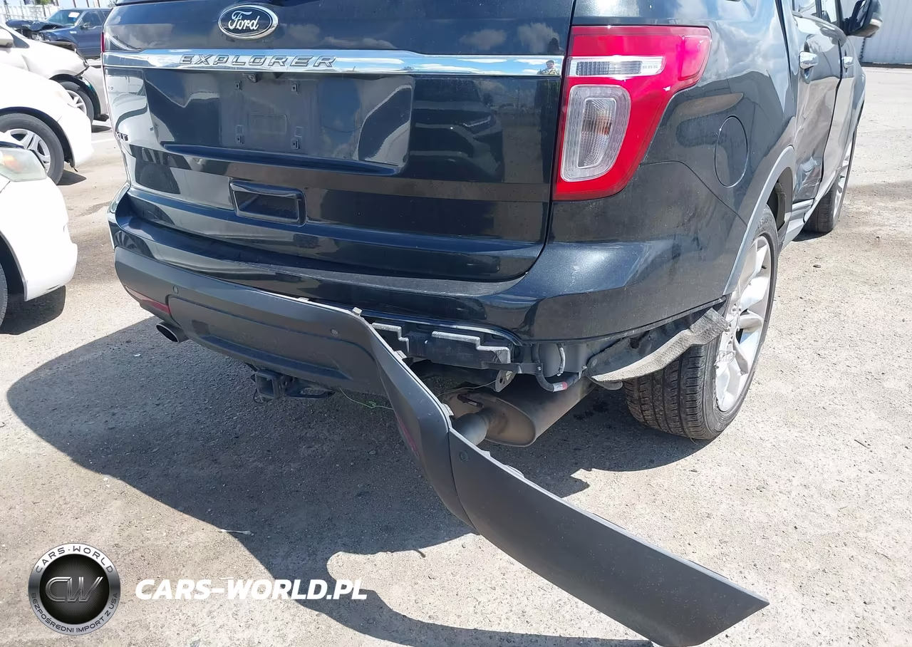 2012 Ford Explorer Xlt VIN:1FMHK7D86CGA86850 - 17