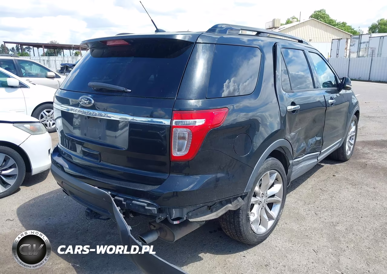 2012 Ford Explorer Xlt VIN:1FMHK7D86CGA86850 - 4