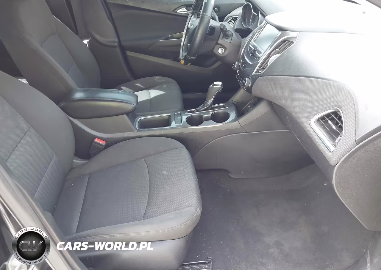 2018 Chevrolet Cruze Lt Auto VIN:1G1BE5SM8J7164721 - 5