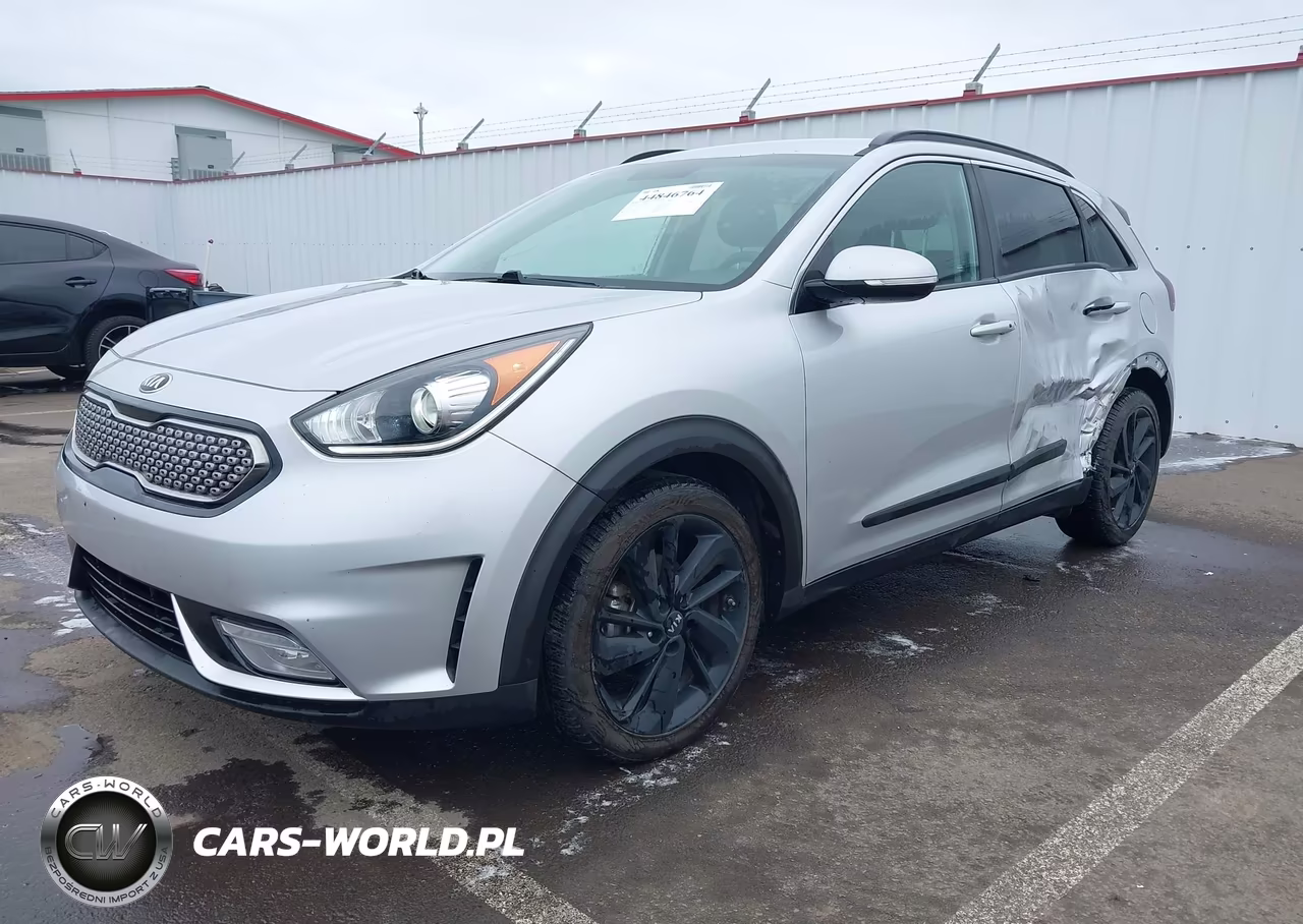 2019 Kia Niro S Touring VIN:KNDCC3LC9K5254002 - 2