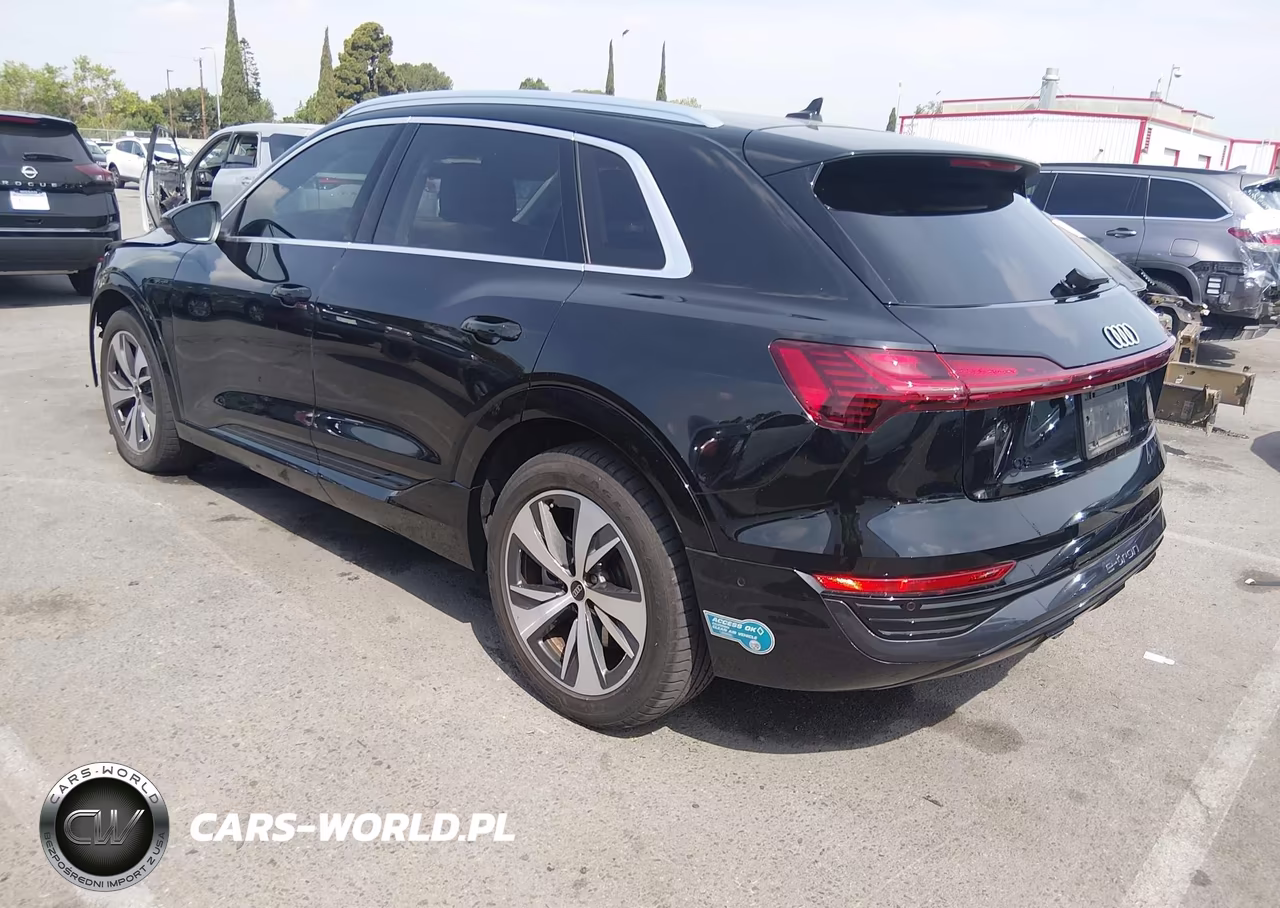 2024 Audi Q8 E-Tron Premium Plus Quattro VIN:WA15AAGE6RB057387 - 3