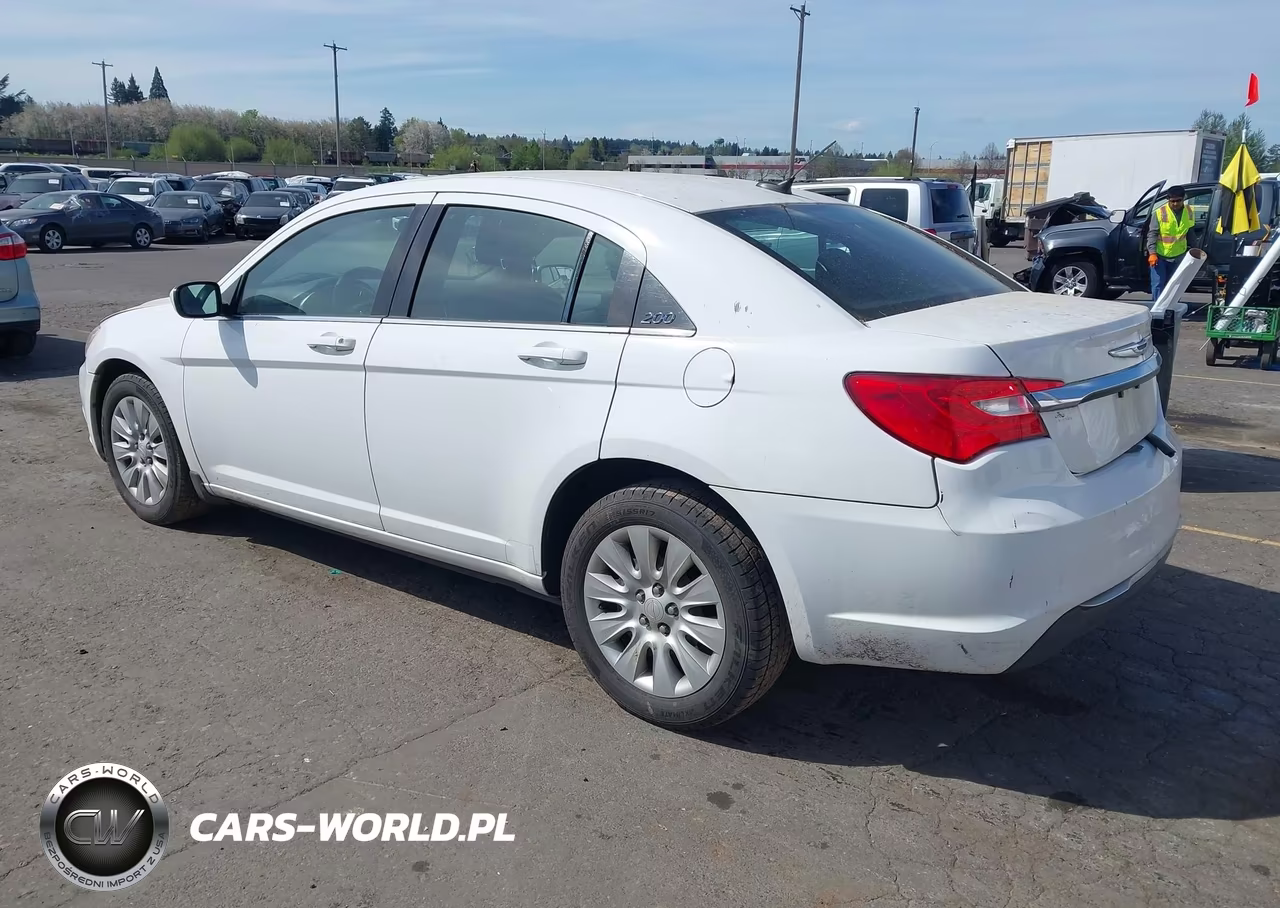 2014 Chrysler 200 Lx VIN:1C3CCBAB6EN213243 - 3