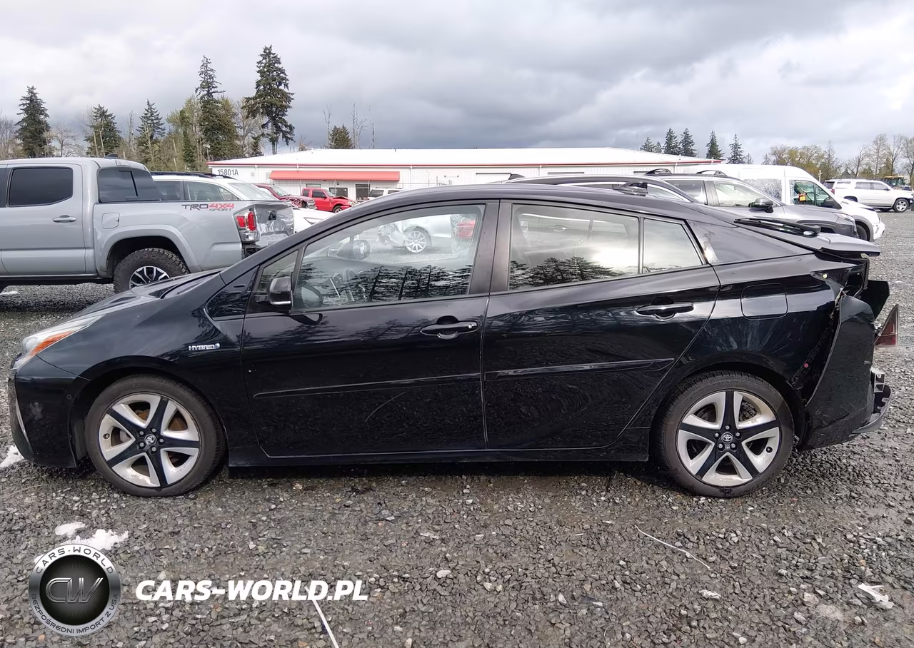 2016 Toyota Prius Four Touring VIN:JTDKARFU5G3506436 - 14
