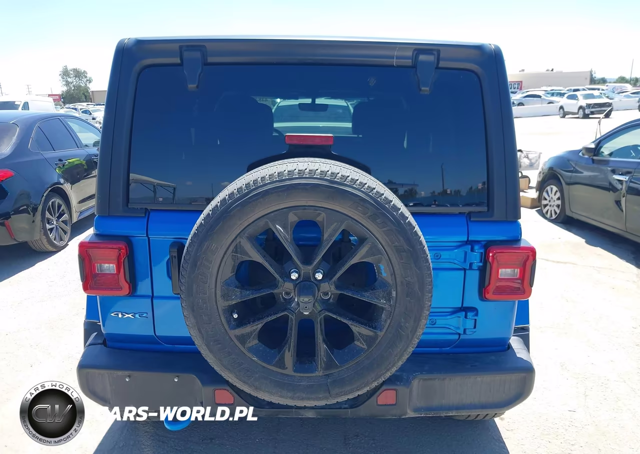 2022 Jeep Wrangler 4Xe Unlimited Sahara 4X4 VIN:1C4JJXP68NW277925 - 16
