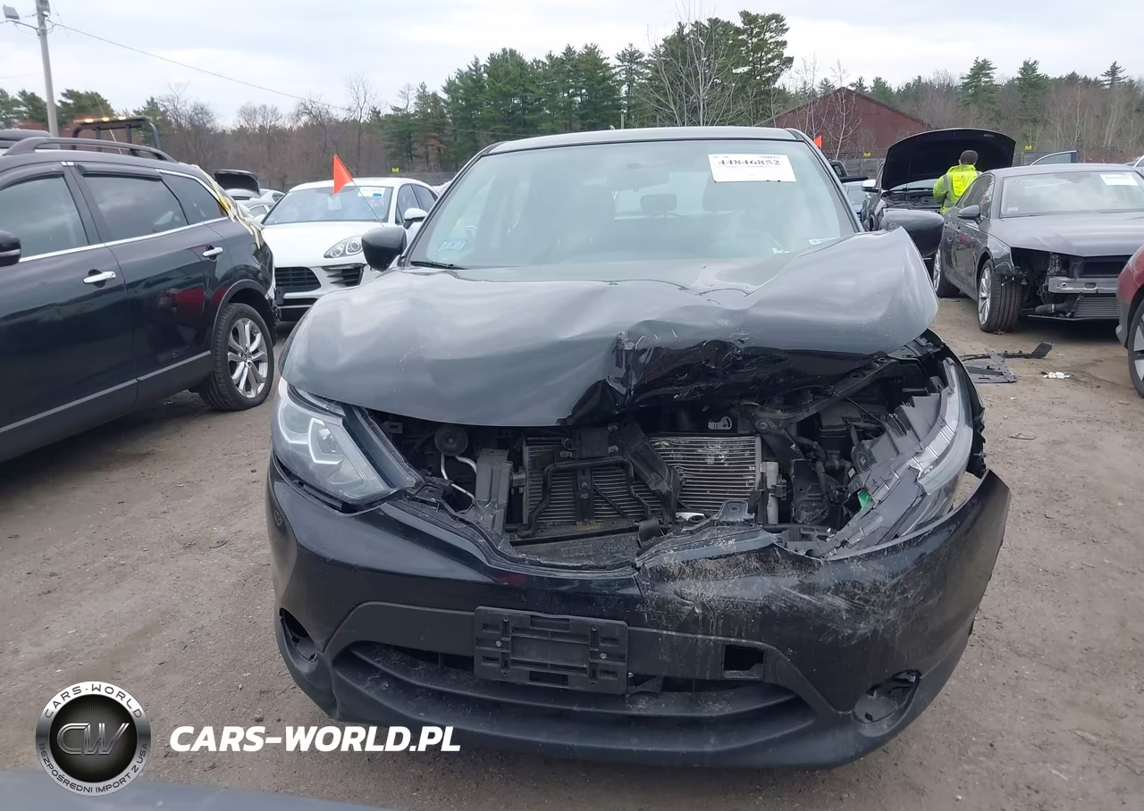 2019 Nissan Rogue Sport S VIN:JN1BJ1CR8KW349688 - 13