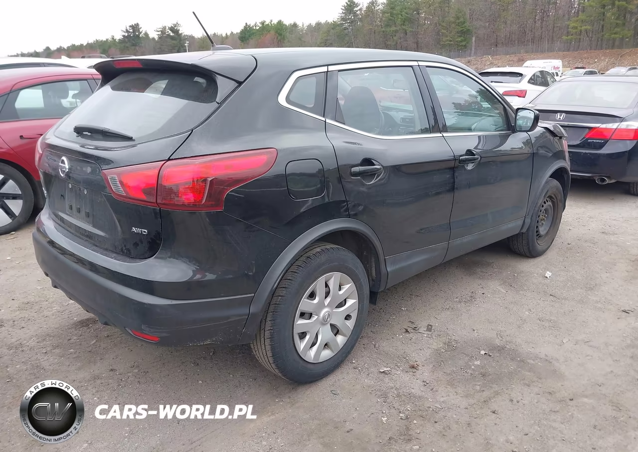 2019 Nissan Rogue Sport S VIN:JN1BJ1CR8KW349688 - 4