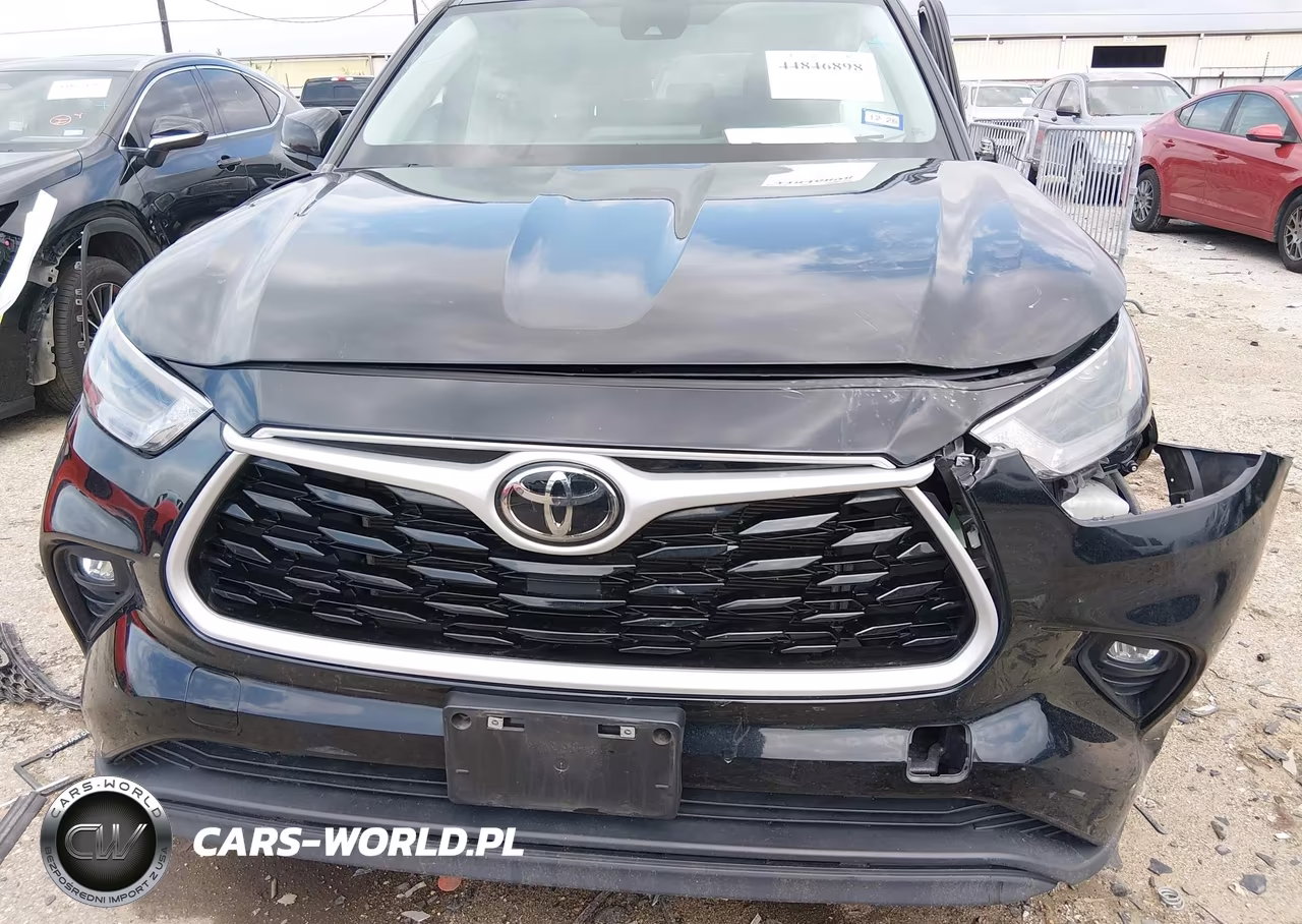 2023 Toyota Highlander Le VIN:5TDKDRAH1PS018388 - 12