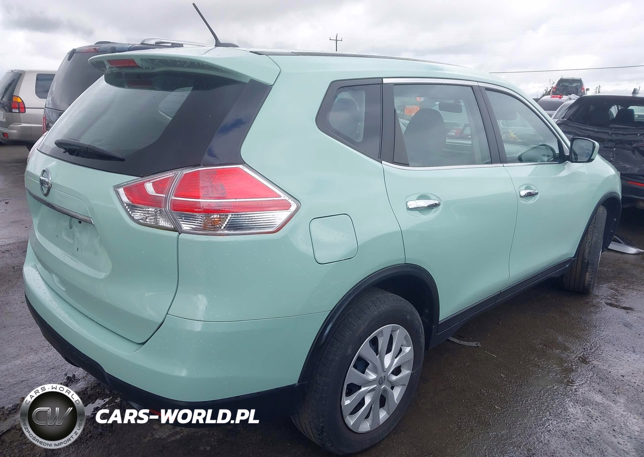 2015 Nissan Rogue S VIN:KNMAT2MV5FP542790 - 4
