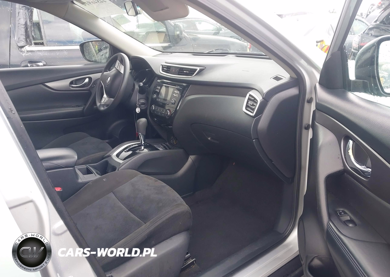 2015 Nissan Rogue S VIN:KNMAT2MV5FP542790 - 5