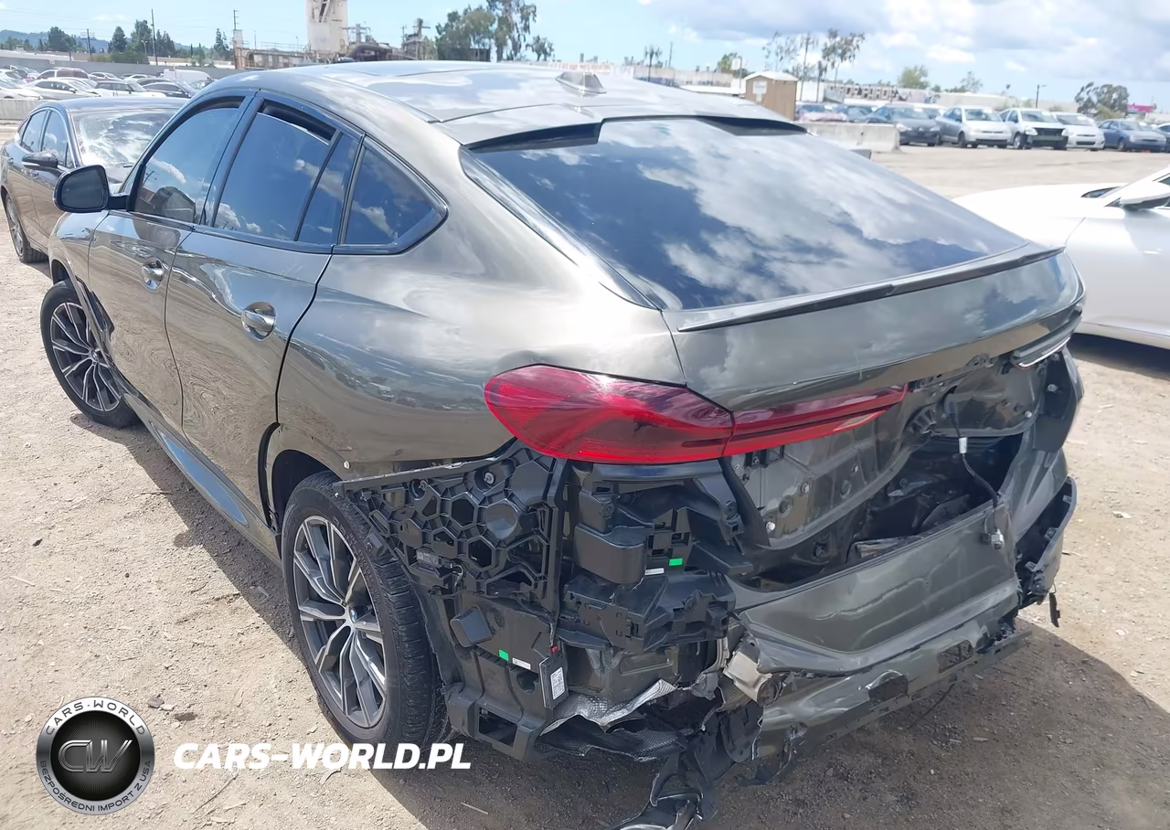 2024 BMW X6 xDrive40I VIN:5UX33EX06R9R43153 - 3
