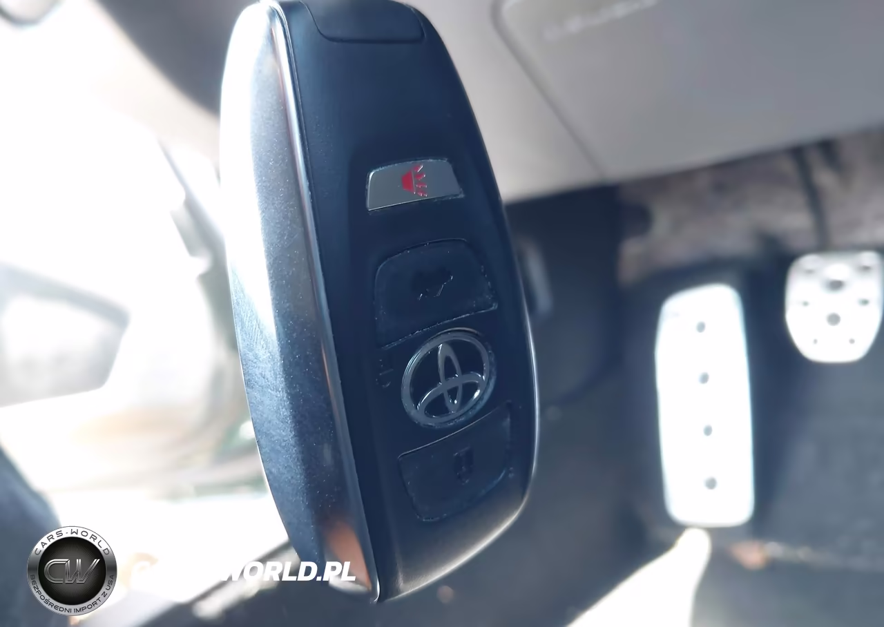 2025 Toyota Gr86 Hakone Edition VIN:JF1ZNBM1XS9750808 - 11