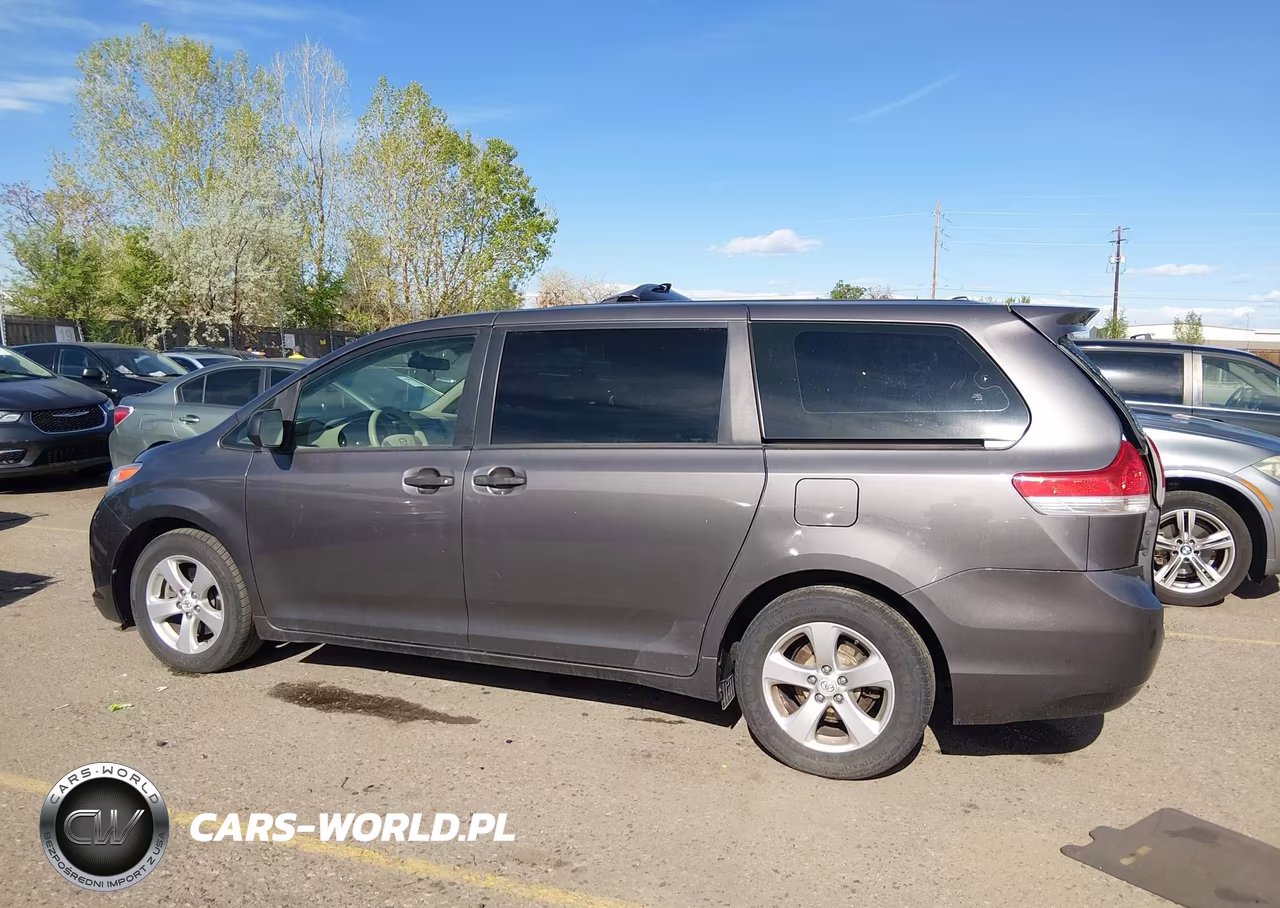 2012 Toyota Sienna Base V6 7 Passenger VIN:5TDZK3DC2CS199982 - 14