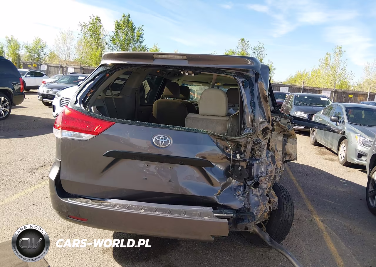 2012 Toyota Sienna Base V6 7 Passenger VIN:5TDZK3DC2CS199982 - 16
