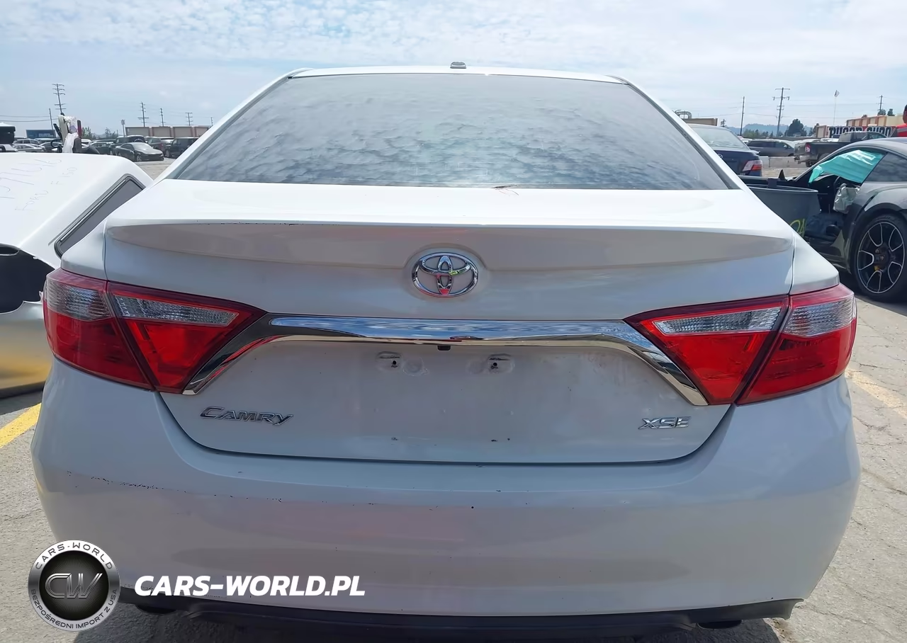 2016 Toyota Camry Xse V6 VIN:4T1BK1FK1GU575482 - 16