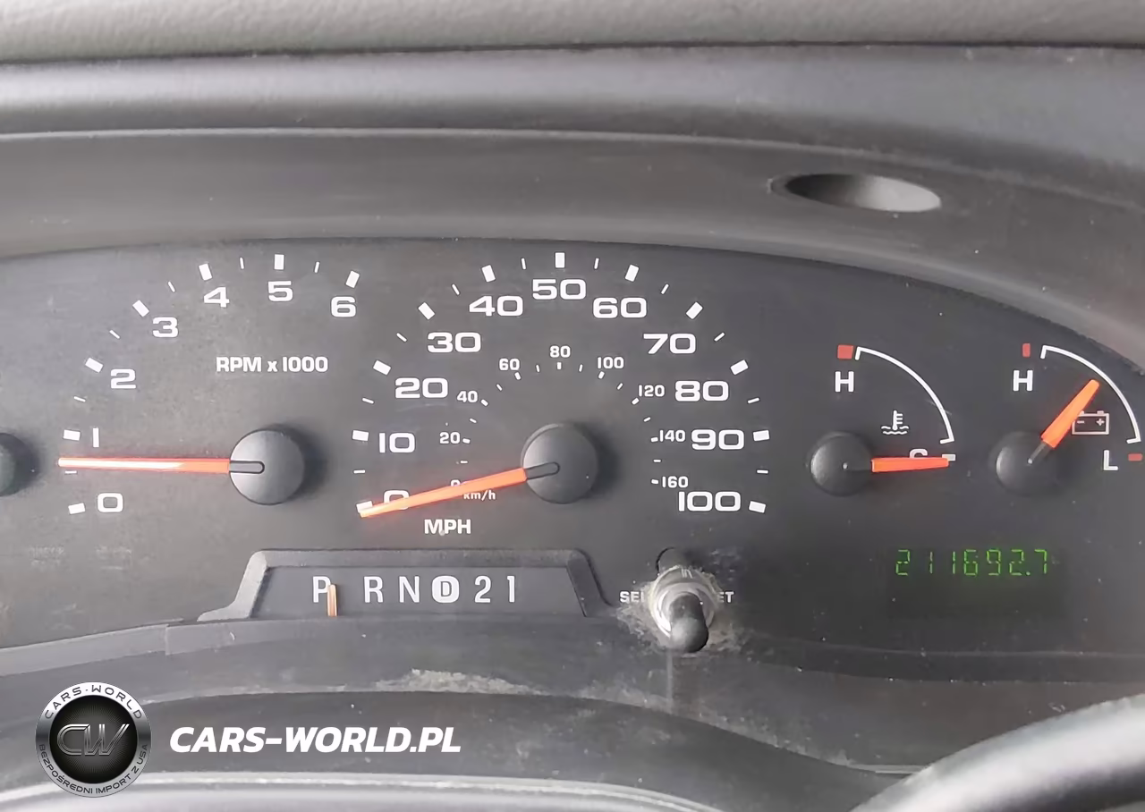 2005 Ford E-250 Commercial-Recreational VIN:1FTNE24L95HA10493 - 7