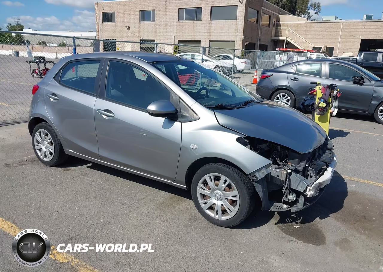 2014 Mazda Mazda2 Sport