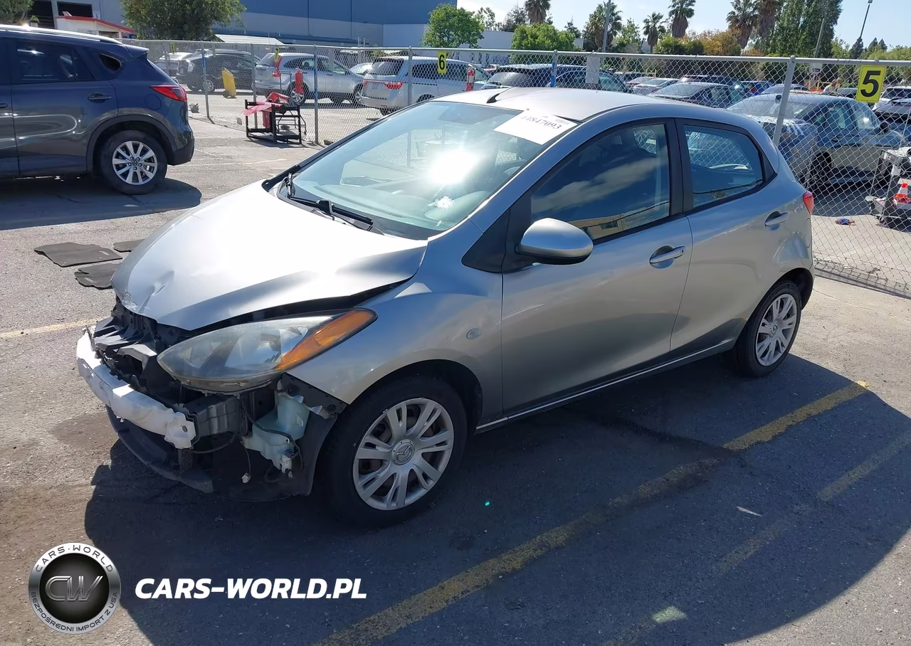 2014 Mazda Mazda2 Sport VIN:JM1DE1KZ6E0184825 - 2