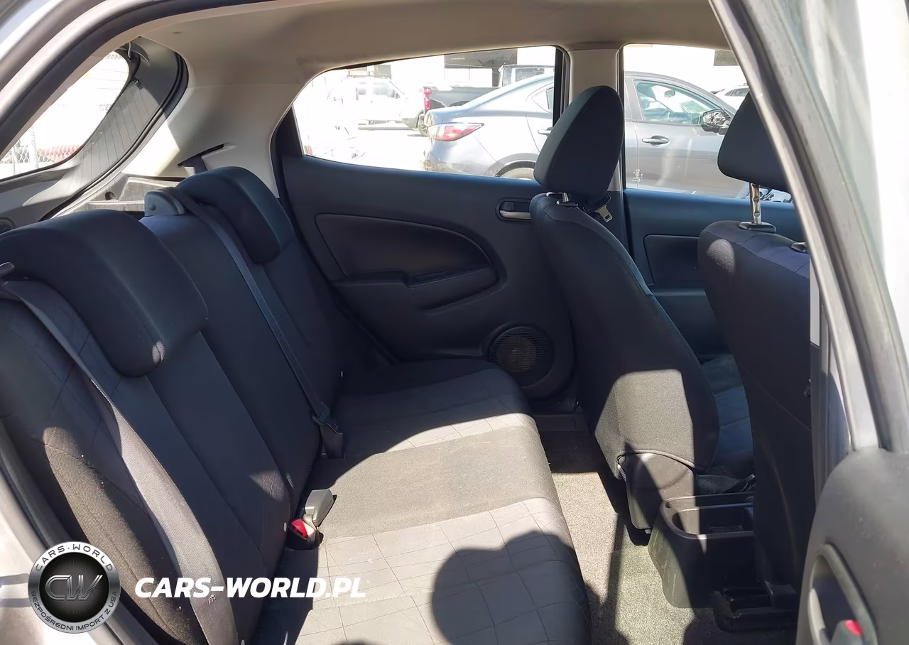 2014 Mazda Mazda2 Sport VIN:JM1DE1KZ6E0184825 - 8