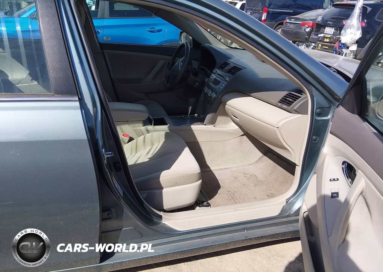 2010 Toyota Camry Le VIN:4T1BF3EK3AU564606 - 5