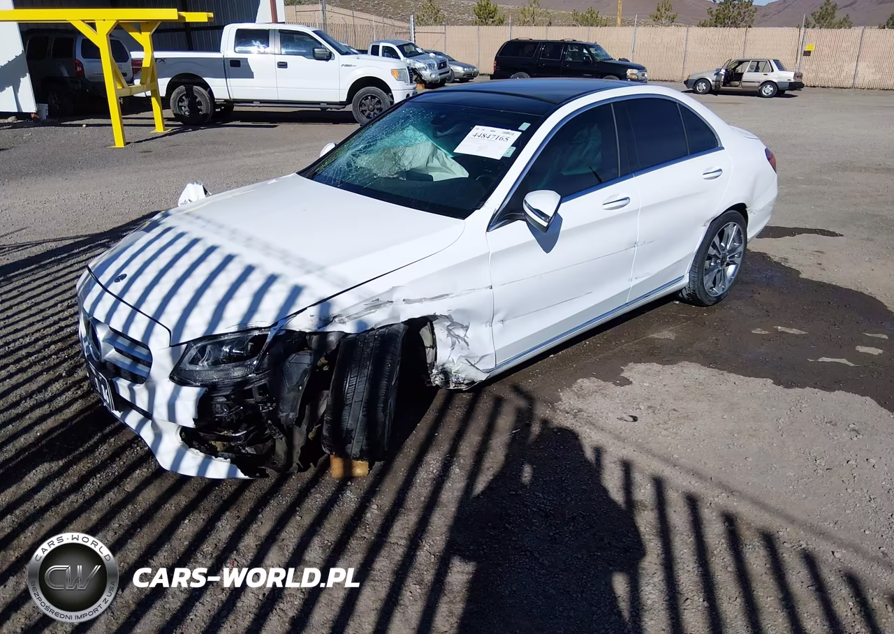 2018 Mercedes-Benz C 300 VIN:WDDWF4JB1JR410163 - 2