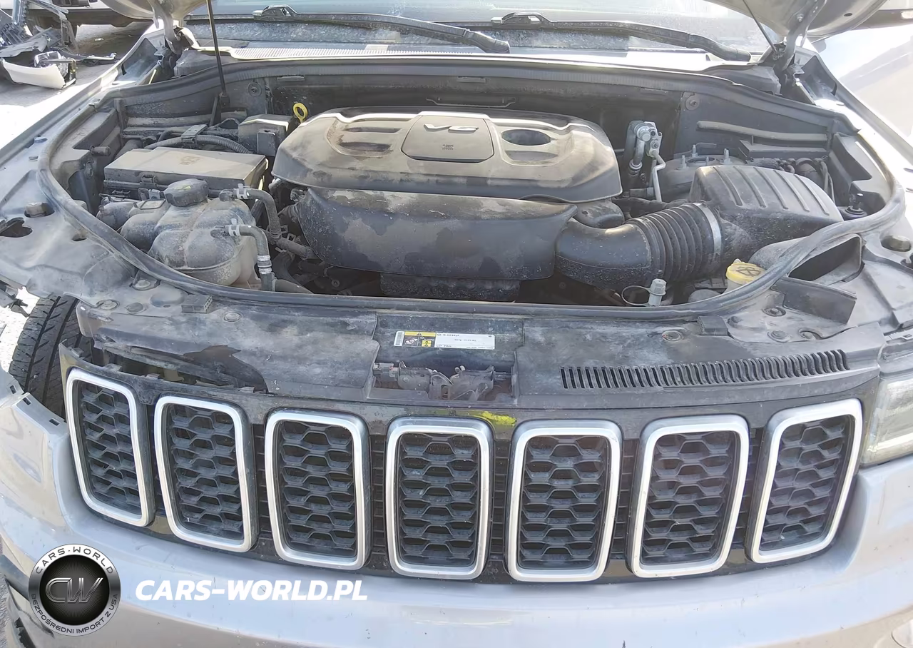 2018 Jeep Grand Cherokee Sterling Edition 4X4 VIN:1C4RJFBG4JC286520 - 10