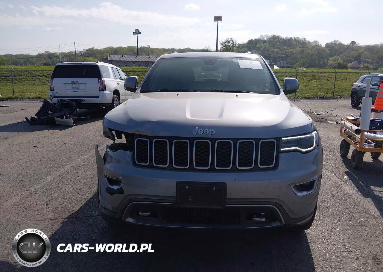2018 Jeep Grand Cherokee Sterling Edition 4X4 VIN:1C4RJFBG4JC286520 - 12