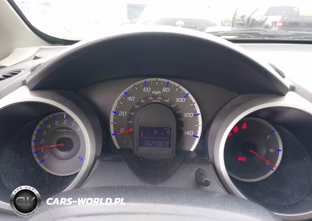 2013 Honda Fit VIN:JHMGE8H38DC042268 - 7