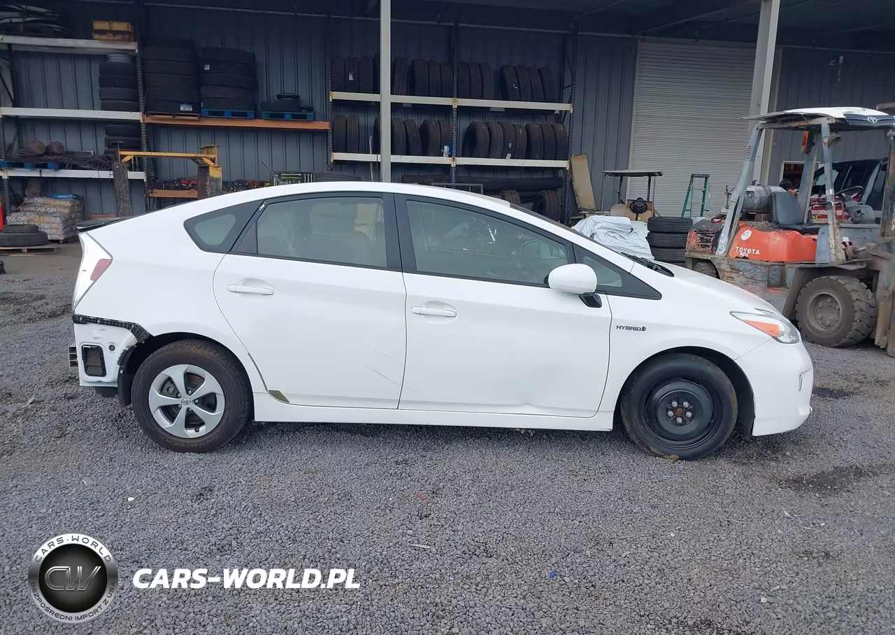 2014 Toyota Prius VIN:JTDKN3DU6E1761965 - 13
