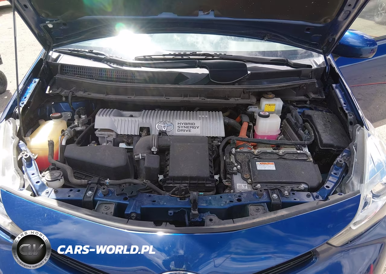 2017 Toyota Prius V Four VIN:JTDZN3EU0HJ060761 - 10